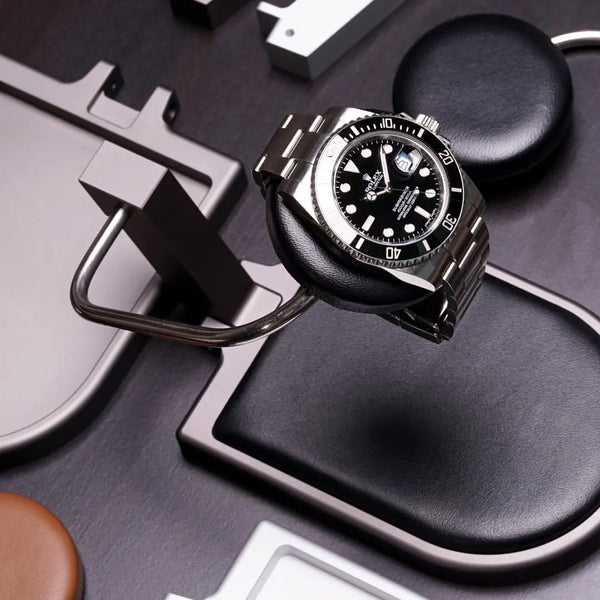 AUBLIQ Watch Stand Dark Grey Black