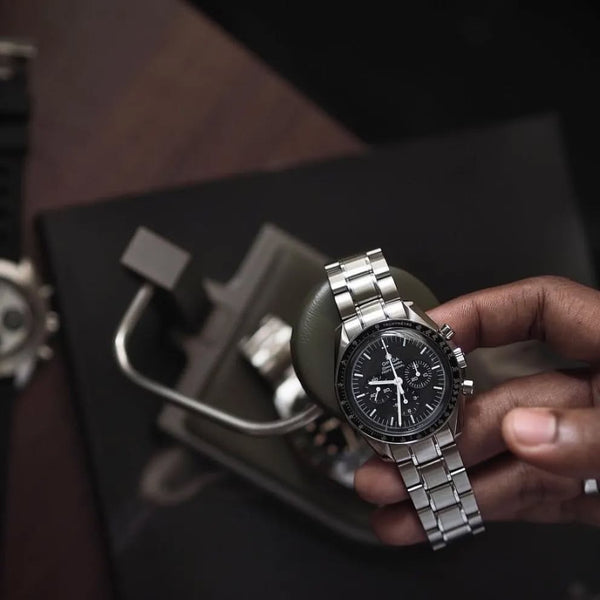 AUBLIQ Watch Stand Dark Grey Khaki Green