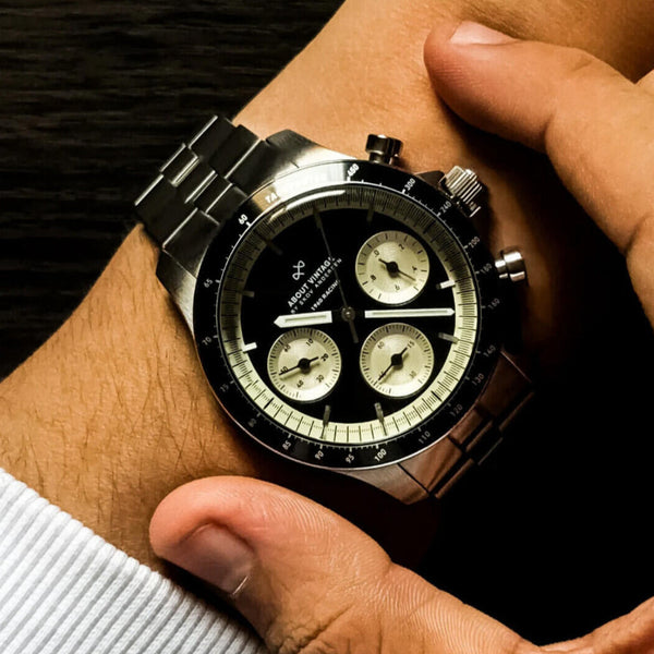 About Vintage Racing Chronograph 1960 Steel / Black