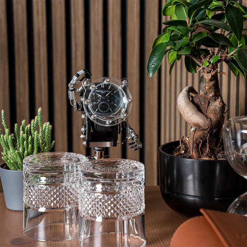 Robot Watch Stand “James”