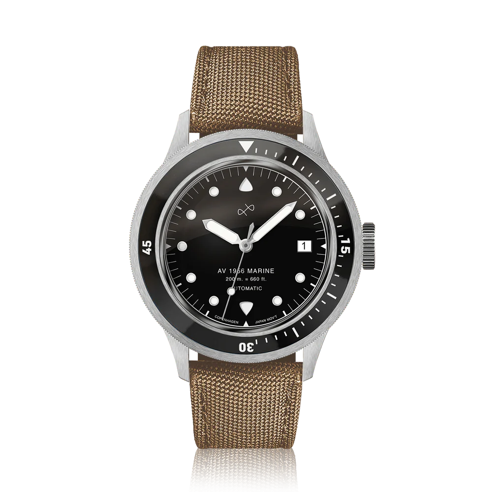 About Vintage 1956 Marine Automatic, Steel / Black