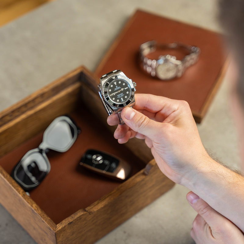 Watch Chest - Dark Oak