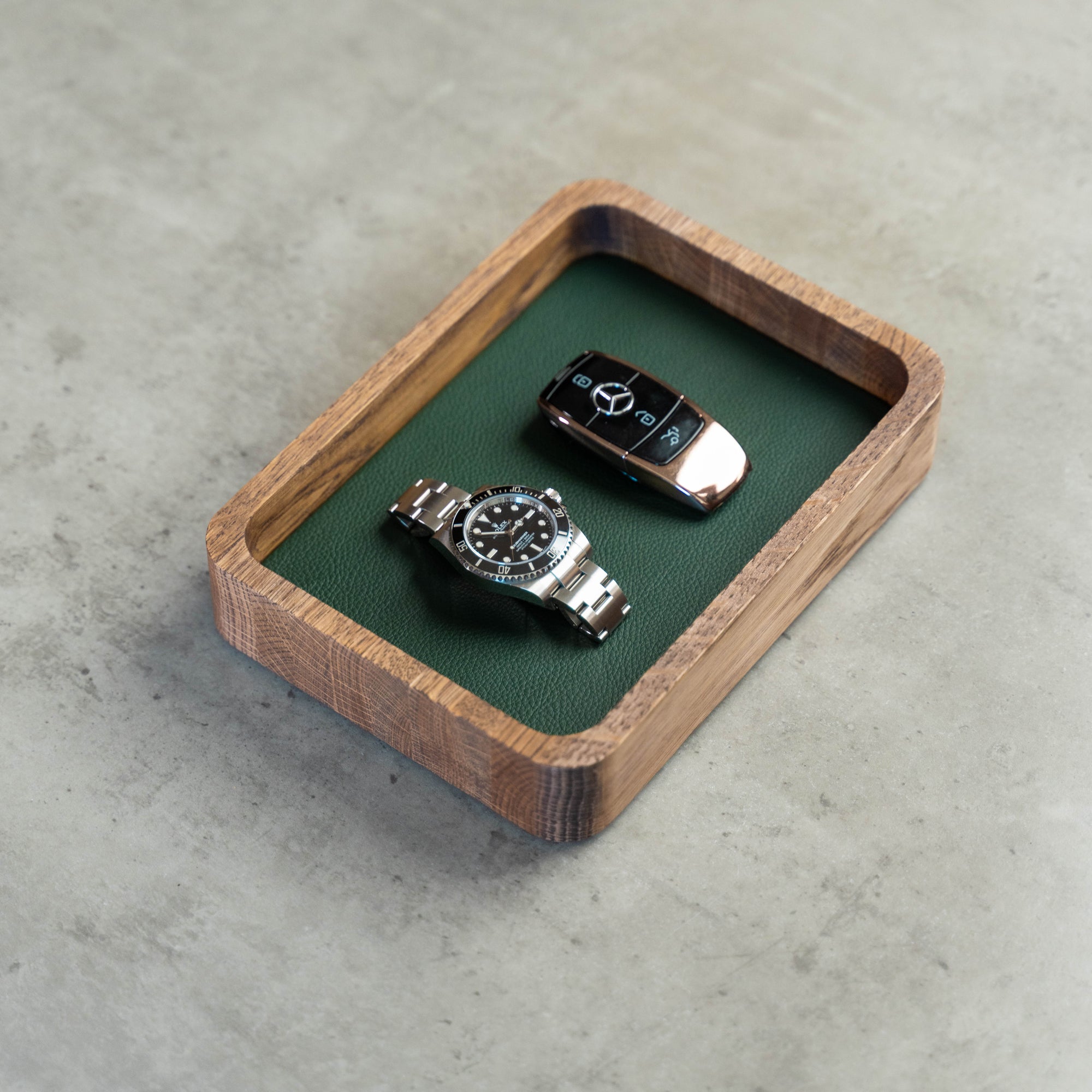 Small Valet -  Dark Oak