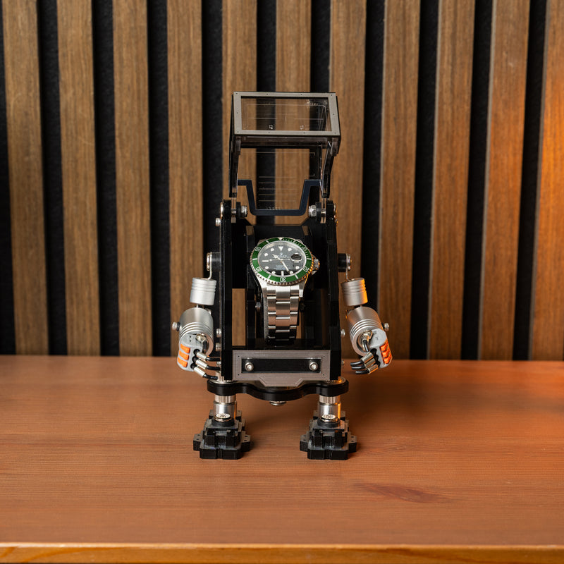 Robot Watch Stand "Hank"