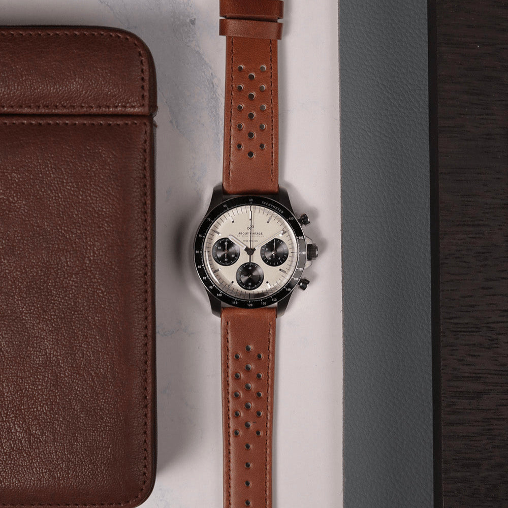 About Vintage 1960 Racing Chronograph, Steel / White & Black