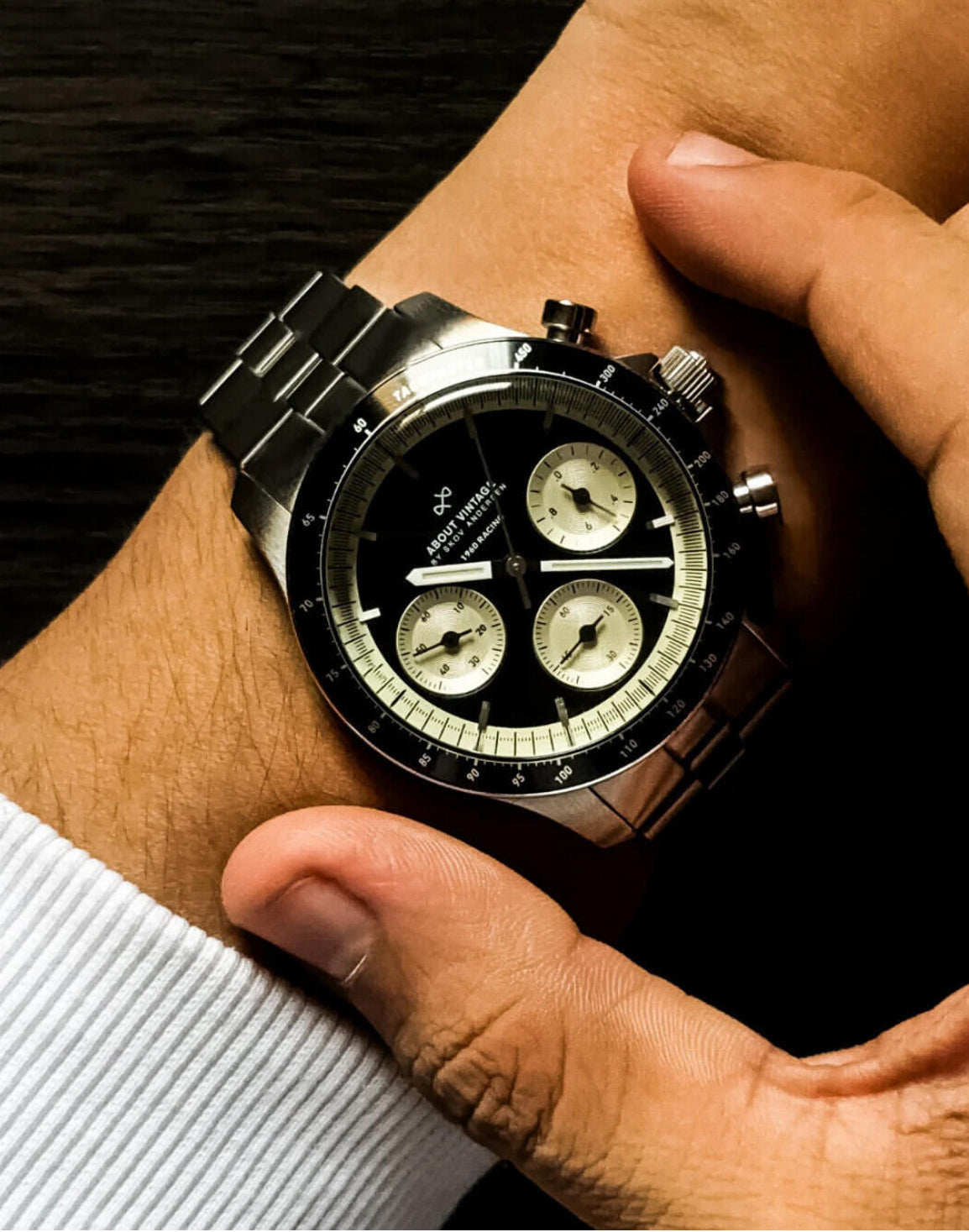 About Vintage Racing Chronograph 1960 Steel / Black