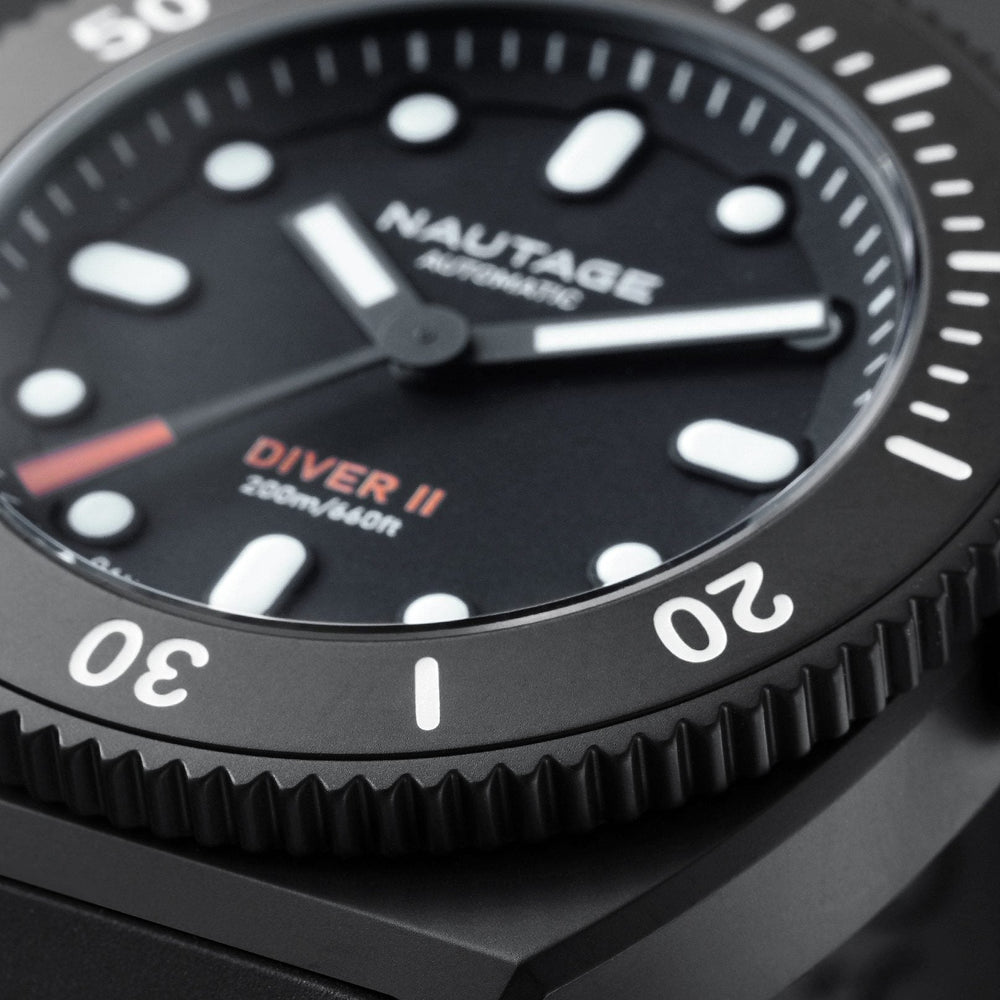 Nautage Diver II – Black/Black – Green Strap