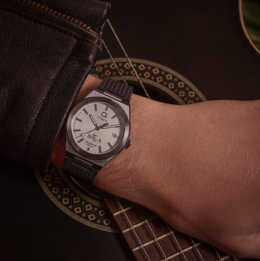 TIMEX Q Timex Continental GMT